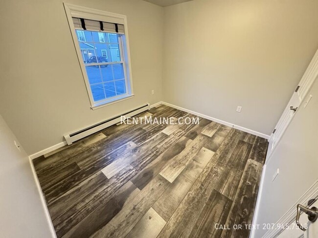 Building Photo - 110 Rocky Rdg Dr