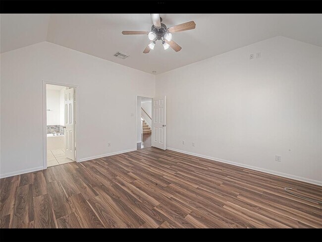 Building Photo - 10819 Waterfern Ct