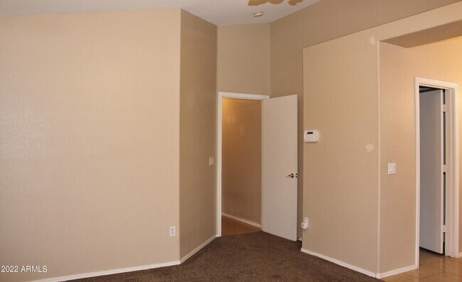 Building Photo - 13661 W Ocotillo Ln