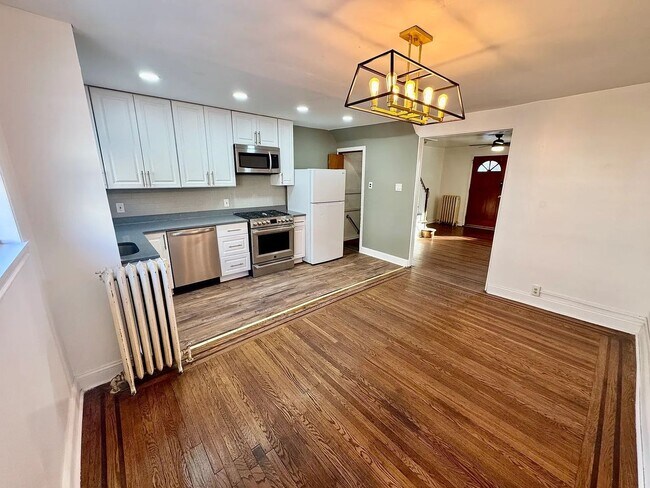 Building Photo - House for Rent in Upper Darby