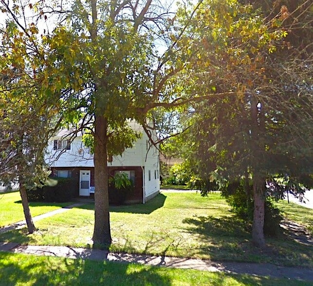 Building Photo - 2900 Crehore St