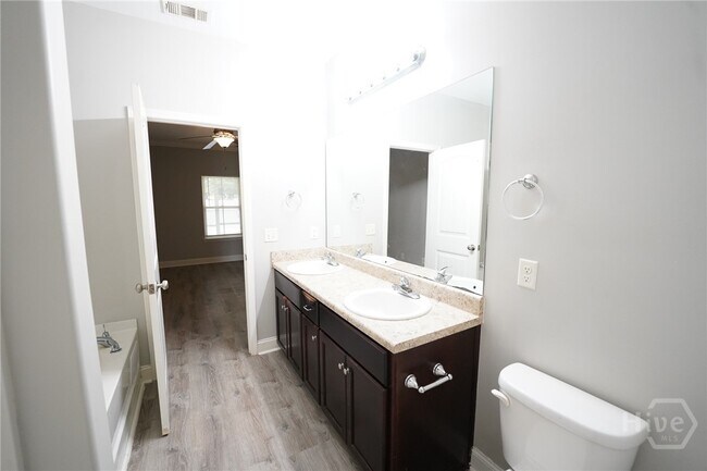 Building Photo - 59 Reese Way