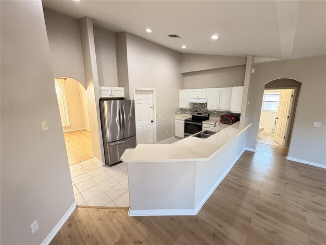 Building Photo - 10 Westfield Ln