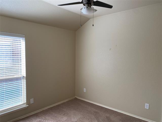 Building Photo - 1121 Lake Hollow Dr