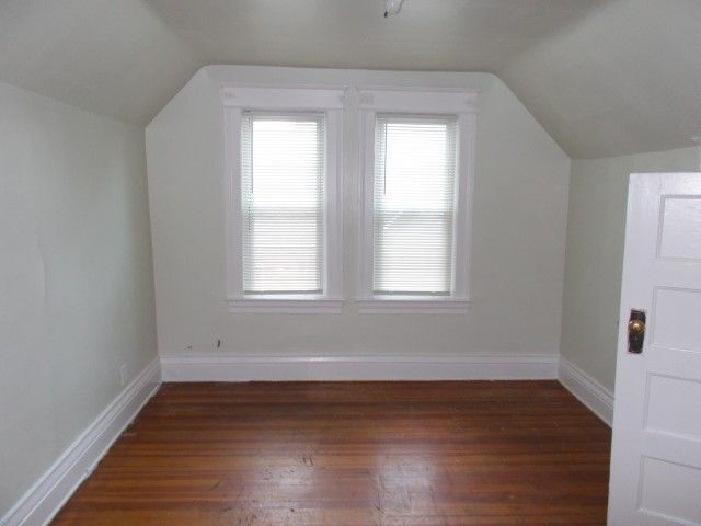 Building Photo - 41 Doran St