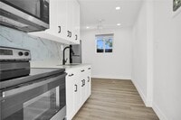 Building Photo - 210 Beacom Blvd