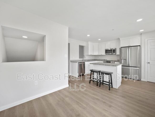 Building Photo - 105 Natural Way