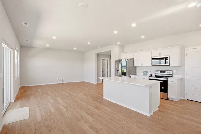 Building Photo - Beautiful Liberty Lake DR Horton Home!