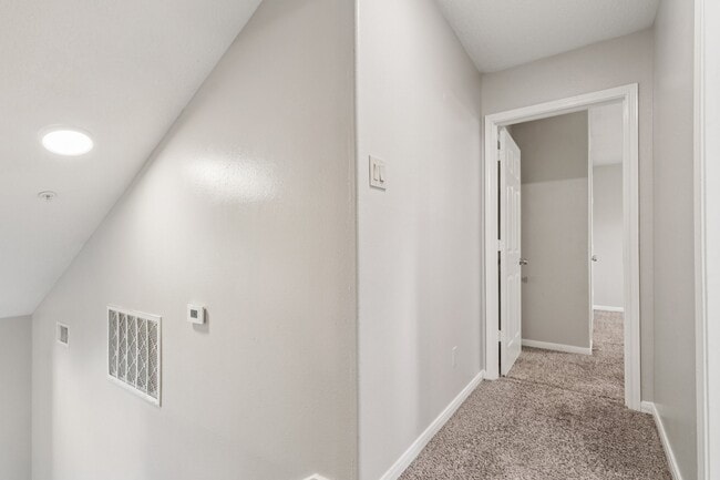 Building Photo - 100 Westpark Dr