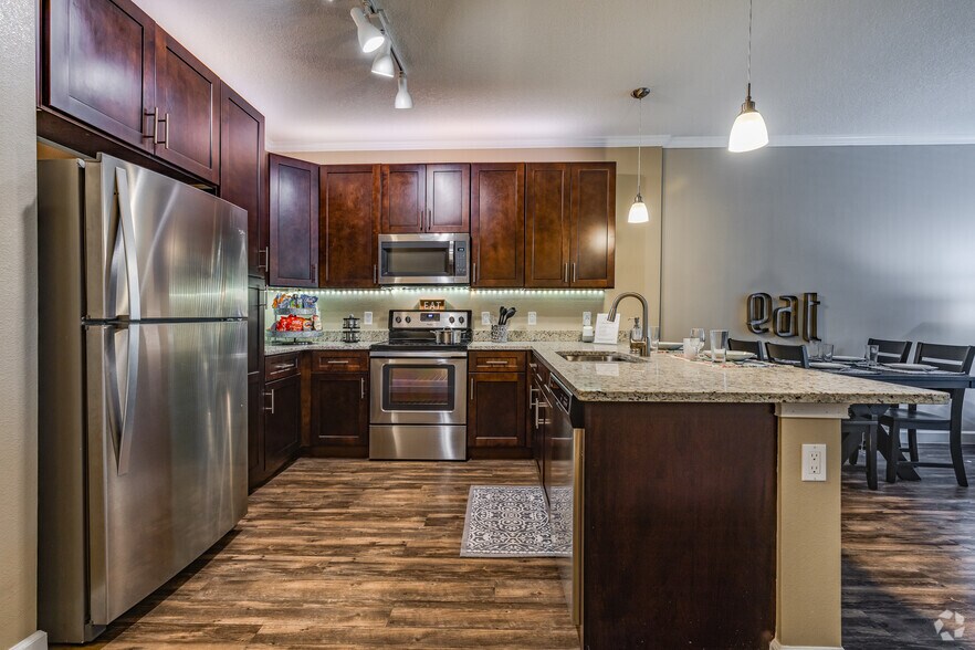 The Oasis at Lake 906 Oasis Palm Cir Ocoee FL 34761