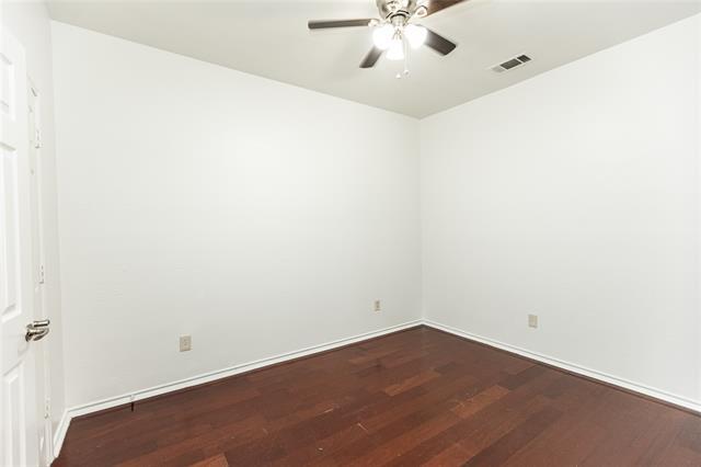 Building Photo - 9901 Bend Ct