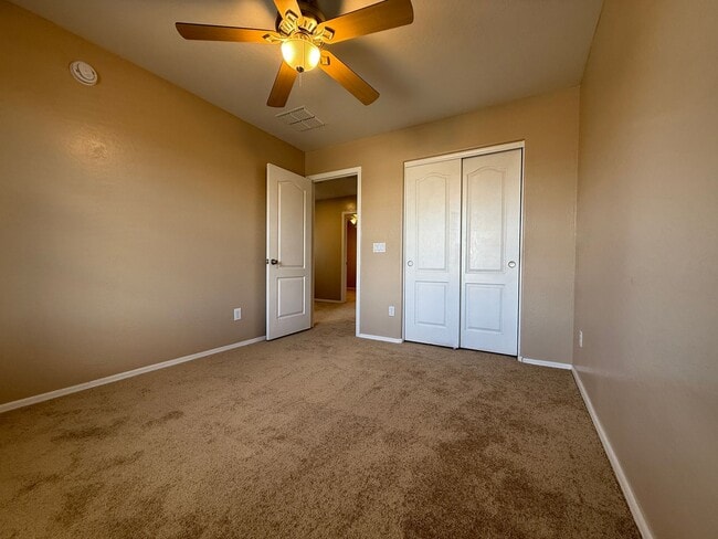Building Photo - San Tan Valley 4Bd/2.5Ba, 2044 sqft, Skyli...