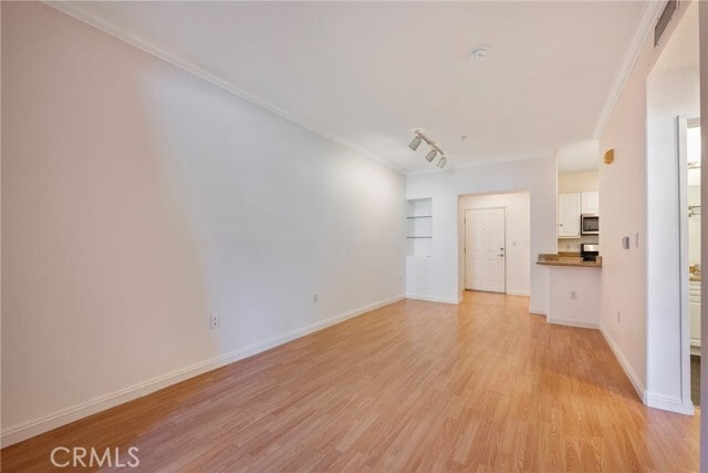 Building Photo - 2112 Watermarke Pl