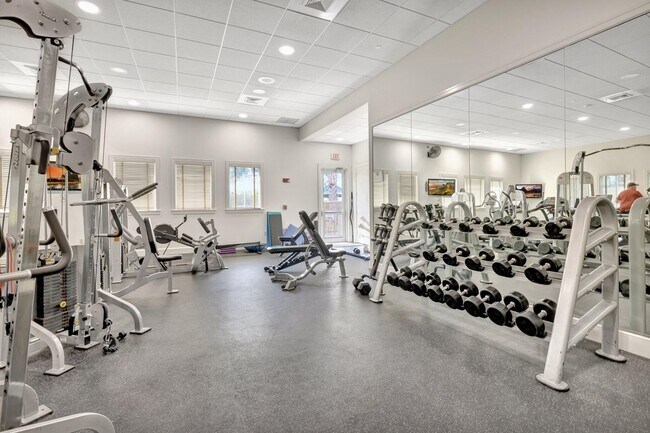 Building Photo - 8908 Champions Way