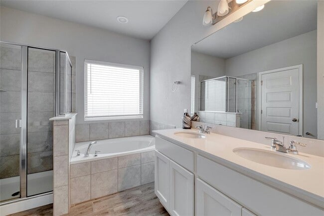 Building Photo - 205 Prosecco Path