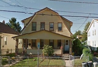 Building Photo - Great 3 Bedroom/ 1 Bath Home in Hamilton! ...