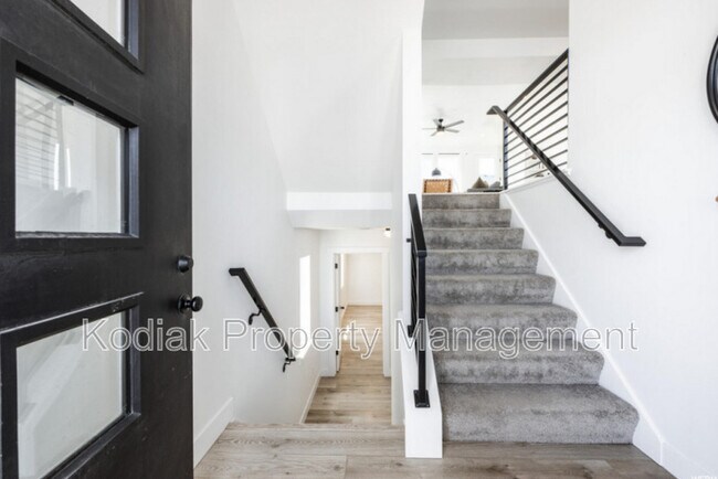 Building Photo - 5257 Copeland Dr
