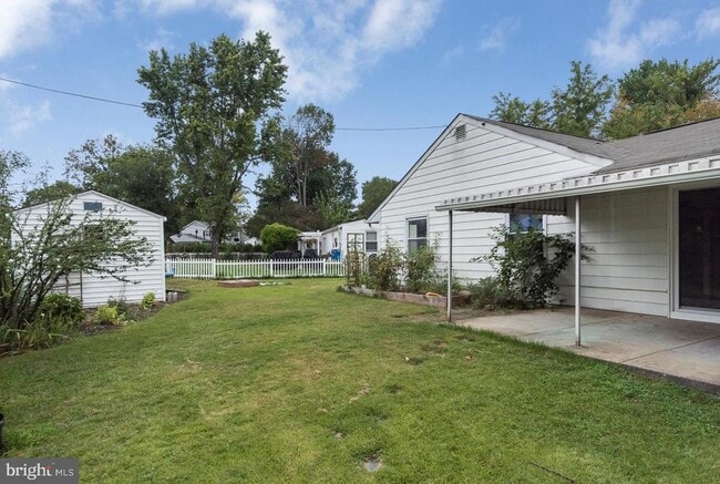 Building Photo - 12425 Stretton Ln