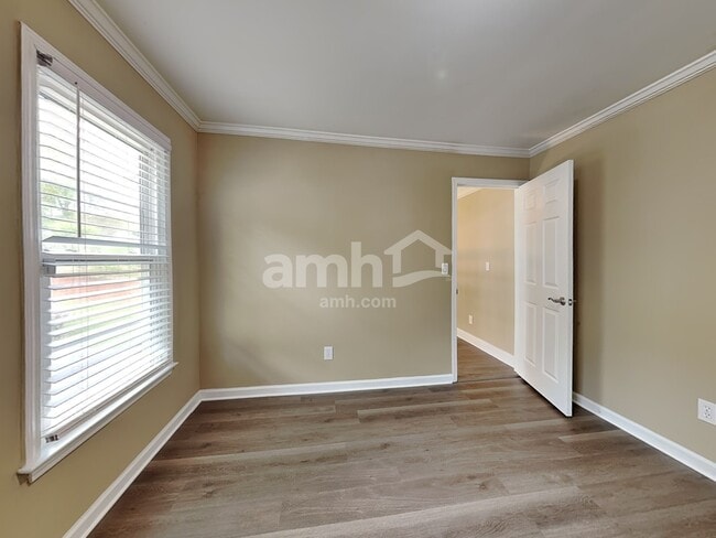 Building Photo - 6105 Braidwood Ct