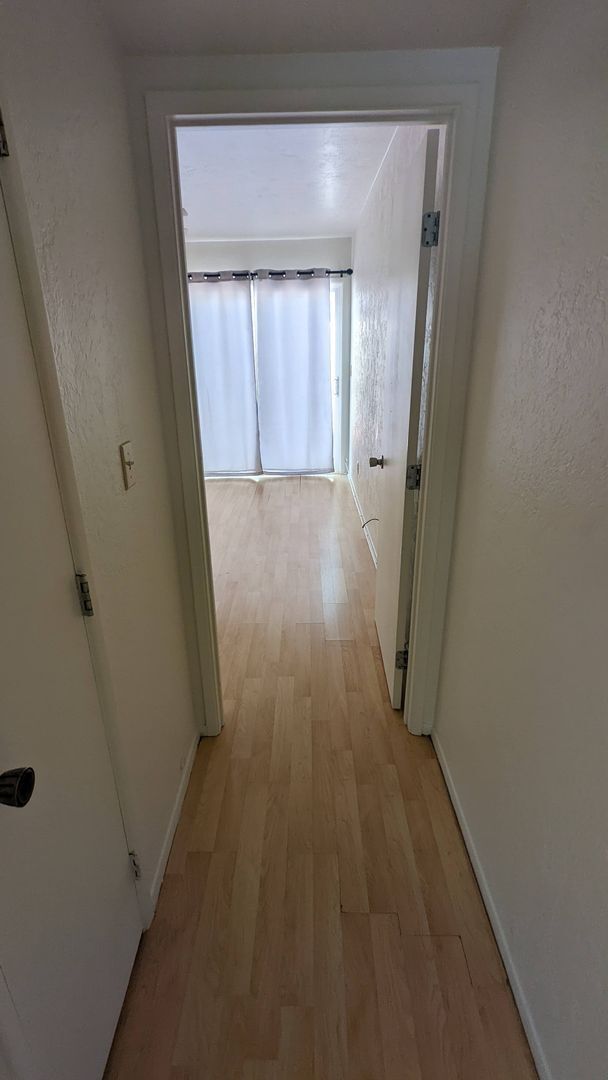 Building Photo - Beautiful Townhouse - 3 bed & 2 bath in Gr...