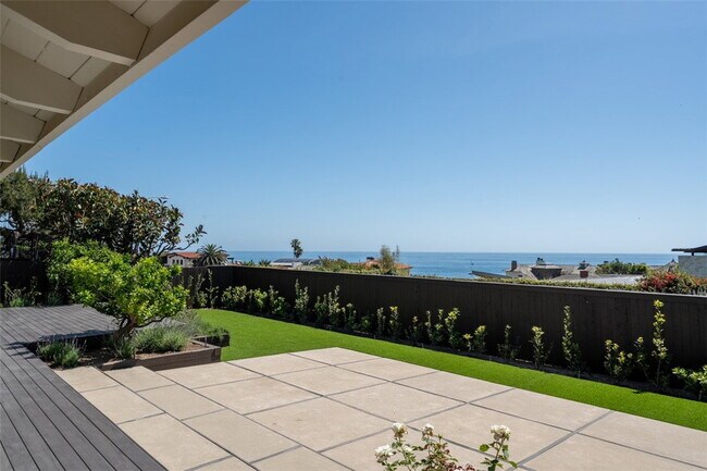 Building Photo - 709 Emerald Bay