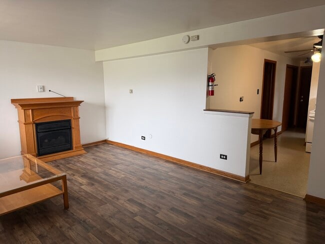 Building Photo - 7226 W 63rd Pl