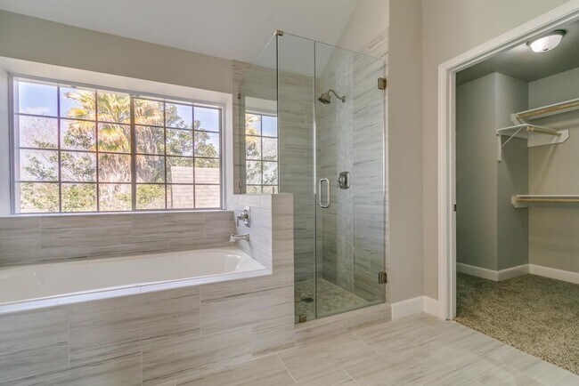 Building Photo - 14022 Ragus Lake Dr