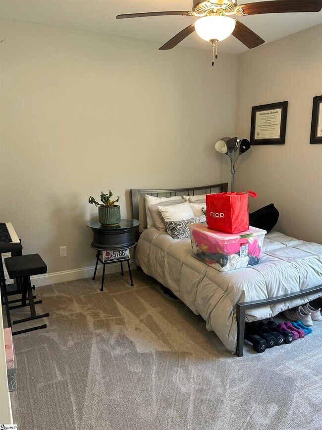 Building Photo - 135 All Star Way