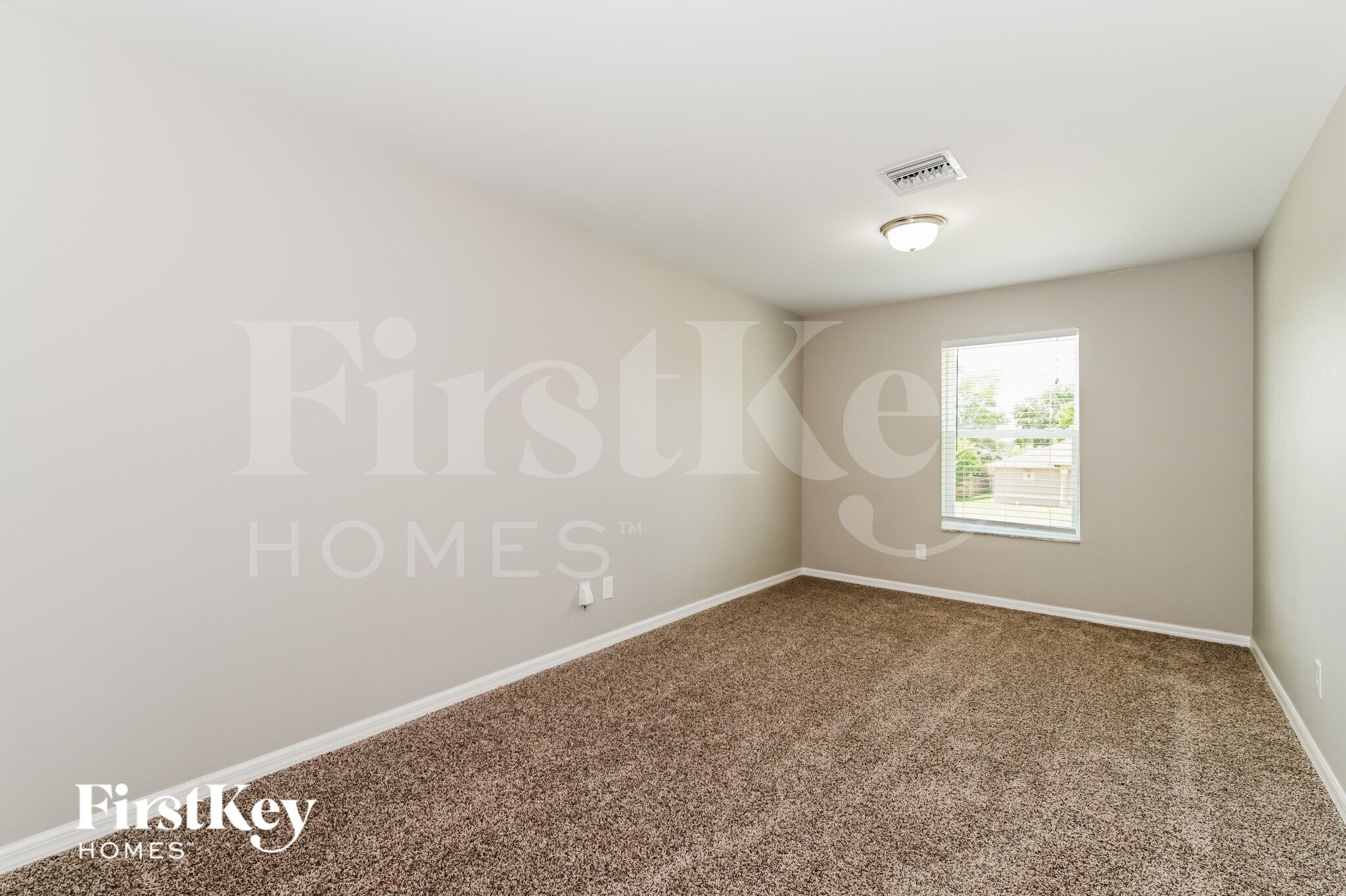 Building Photo - 123 SW 19th Terrace