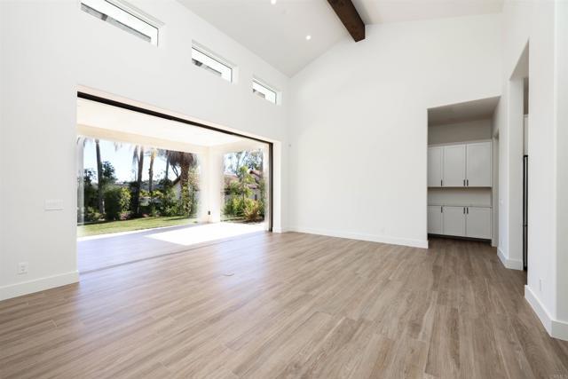 Building Photo - 14827 Rancho Santa Fe Farms Rd