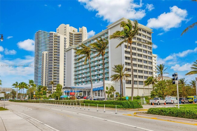 Building Photo - 19201 Collins Ave