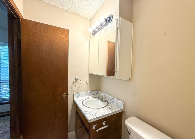 Building Photo - 101 Sahoma Terrace