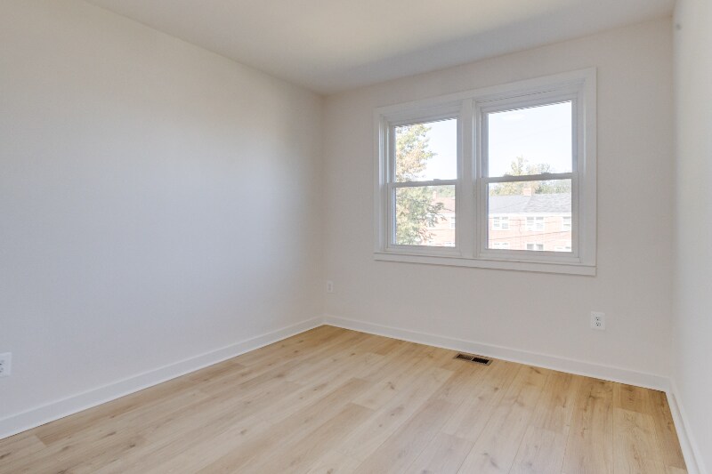Building Photo - 1720 Wadsworth Way