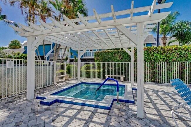 Building Photo - 1521 Ocean Dunes Cir