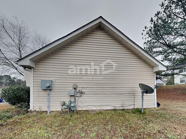 Building Photo - 148 Ventura Trl