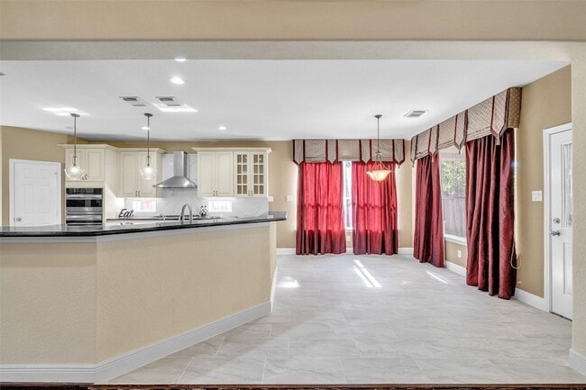 Building Photo - 5303 Riverstone Crossing Dr