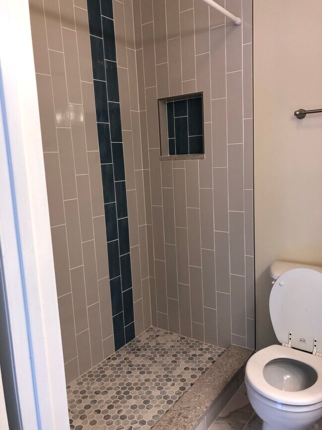 Building Photo - 11706 Olde English Dr