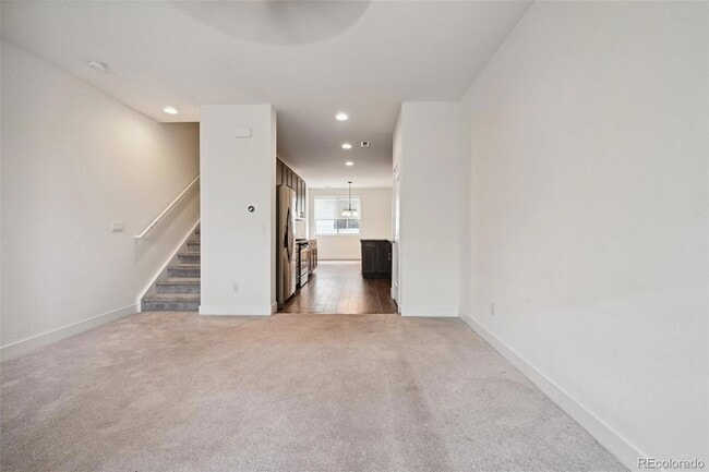 Building Photo - 1056 Navajo St