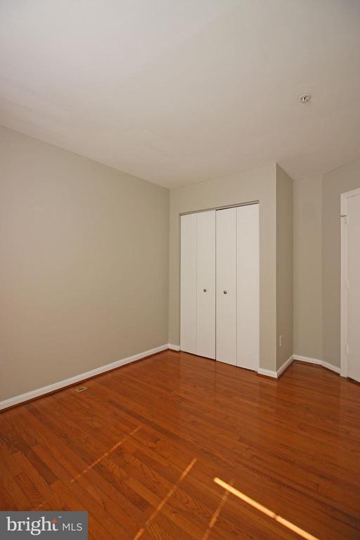 Building Photo - 7939 Otter Cove Ct