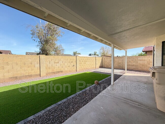 Building Photo - 5239 N 78th Dr