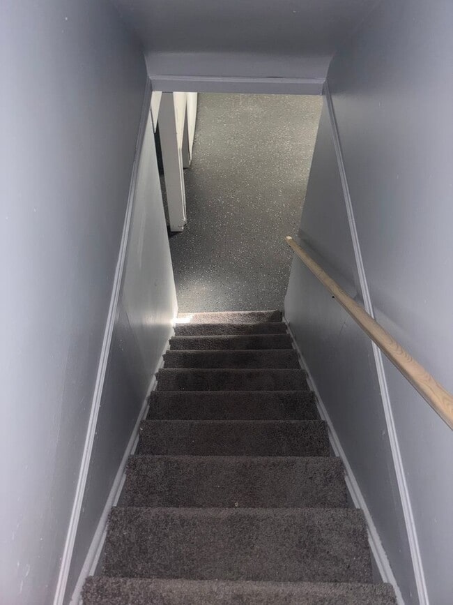 Building Photo - Updated Home In Detroit