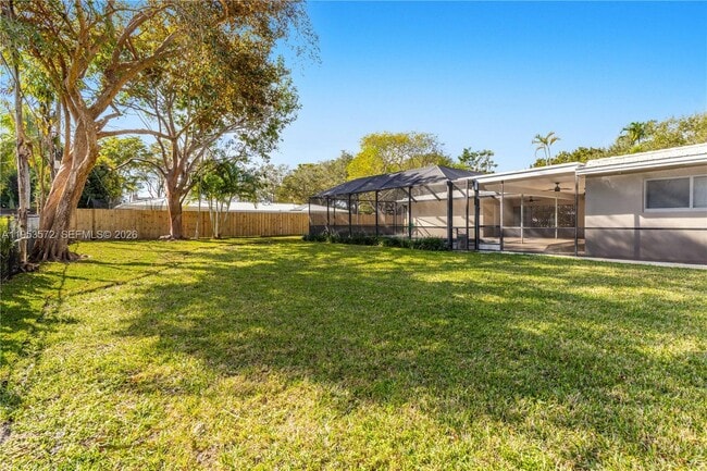 Building Photo - 13905 SW 78th Ct