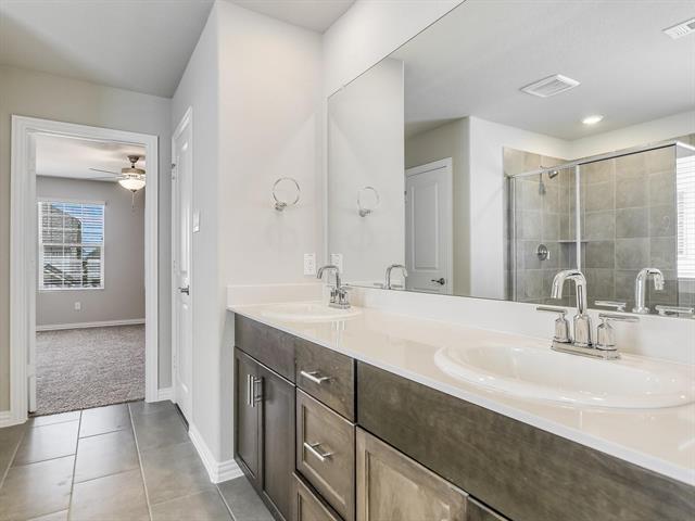 Building Photo - 2612 Gateway Ave