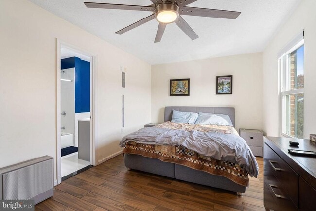 Building Photo - 520 Kingdom Ct