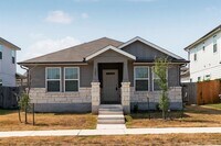 Building Photo - 121 Oakdale Meadows Ln