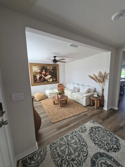 Building Photo - 3912 112th St E