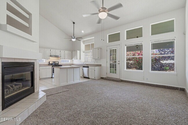 Building Photo - 7239 Desert Jewel Dr