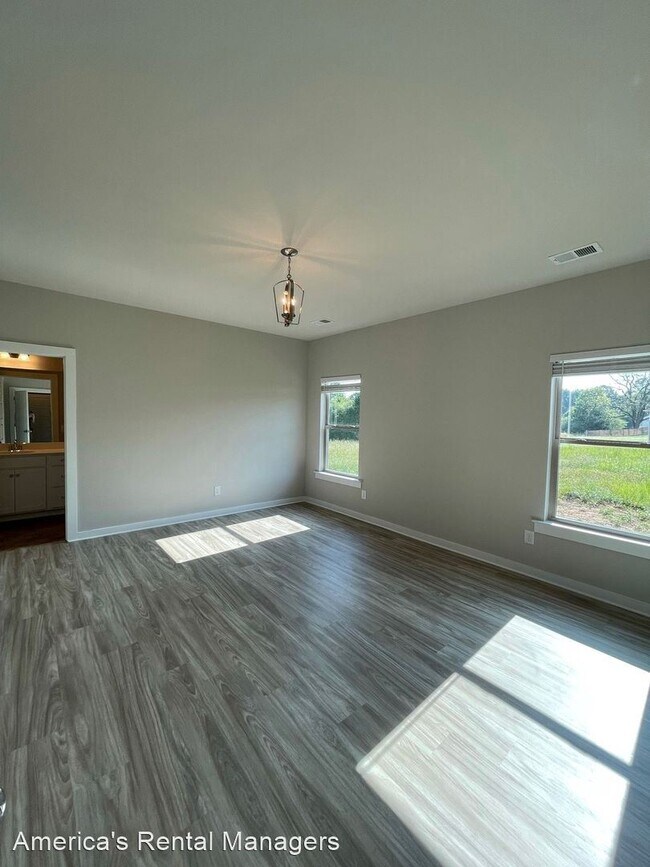 Building Photo - 3 br, 2 bath House - 149 Dreher Road