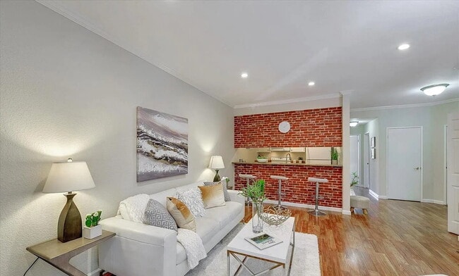 Building Photo - Light and bright 1b/1b unit in the desirable gated community in the heart of Silicon Valley.