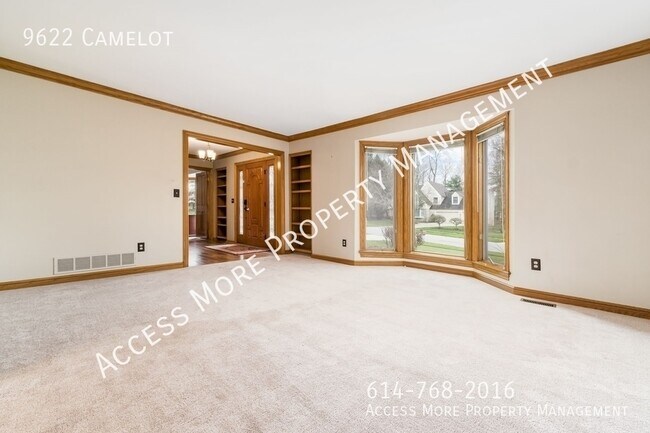 Building Photo - SPACIOUS & GRAND HOME IN PICKERINGTON!